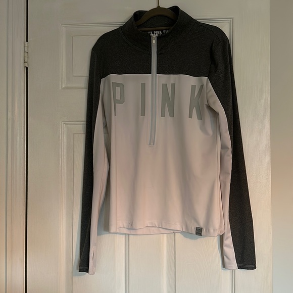 Pink sweater - Picture 1 of 1